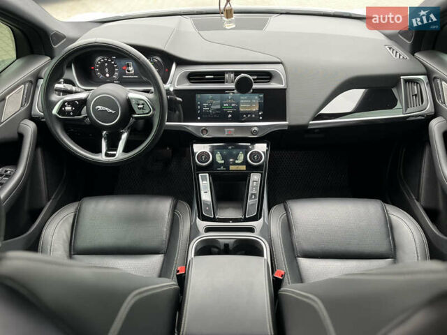Білий Ягуар I-Pace, об'ємом двигуна 0 л та пробігом 57 тис. км за 28000 $, фото 32 на Automoto.ua