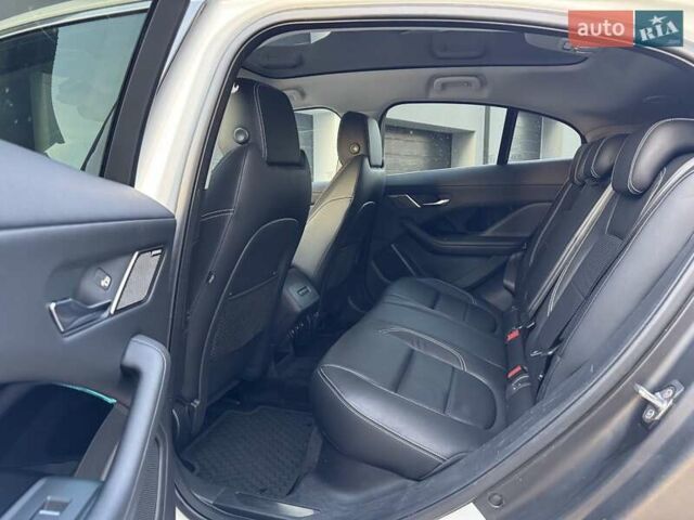 Білий Ягуар I-Pace, об'ємом двигуна 0 л та пробігом 117 тис. км за 24990 $, фото 46 на Automoto.ua