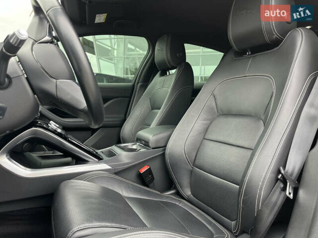 Белый Ягуар I-Pace, объемом двигателя 0 л и пробегом 58 тыс. км за 26500 $, фото 21 на Automoto.ua