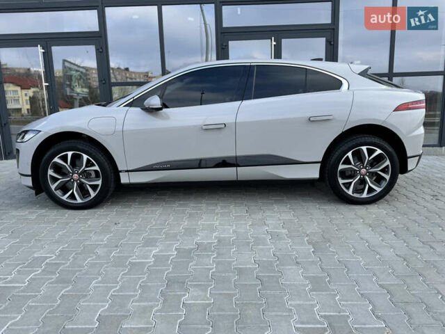 Белый Ягуар I-Pace, объемом двигателя 0 л и пробегом 75 тыс. км за 28700 $, фото 2 на Automoto.ua