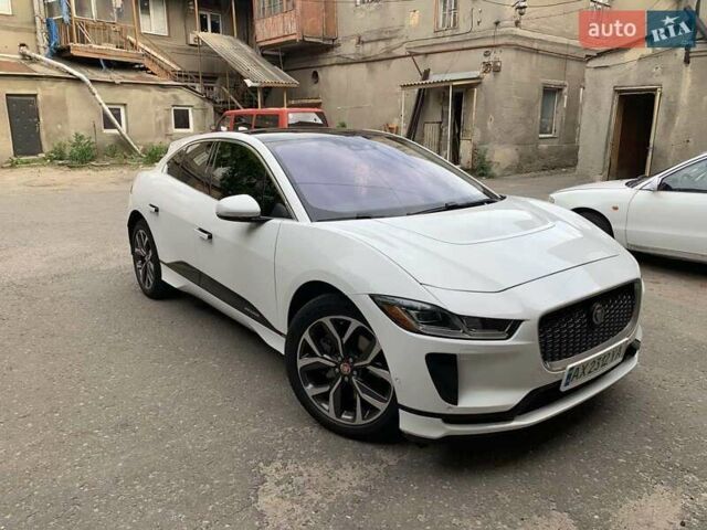 Белый Ягуар I-Pace, объемом двигателя 0 л и пробегом 47 тыс. км за 27800 $, фото 3 на Automoto.ua