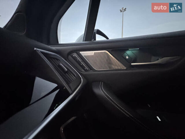 Белый Ягуар I-Pace, объемом двигателя 0 л и пробегом 40 тыс. км за 37900 $, фото 20 на Automoto.ua