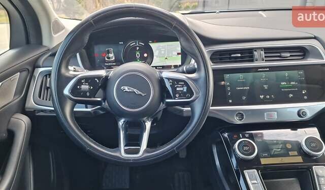 Белый Ягуар I-Pace, объемом двигателя 0 л и пробегом 80 тыс. км за 26190 $, фото 83 на Automoto.ua