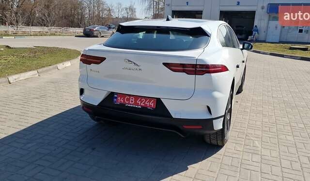 Белый Ягуар I-Pace, объемом двигателя 0 л и пробегом 80 тыс. км за 26190 $, фото 24 на Automoto.ua