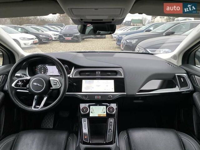 Белый Ягуар I-Pace, объемом двигателя 0 л и пробегом 45 тыс. км за 28700 $, фото 32 на Automoto.ua