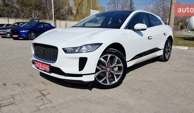 Белый Ягуар I-Pace, объемом двигателя 0 л и пробегом 80 тыс. км за 26190 $, фото 61 на Automoto.ua