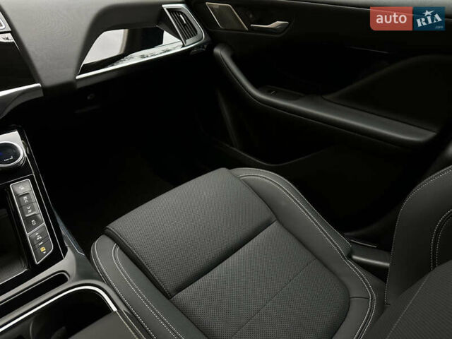 Білий Ягуар I-Pace, об'ємом двигуна 0 л та пробігом 79 тис. км за 32900 $, фото 18 на Automoto.ua