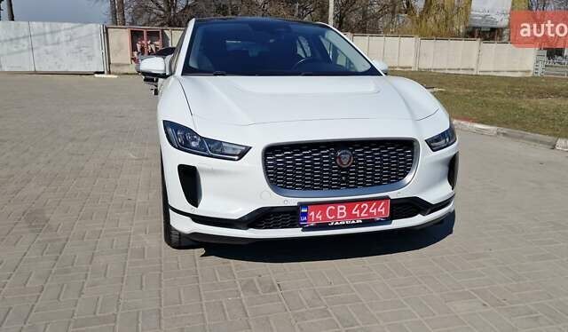 Белый Ягуар I-Pace, объемом двигателя 0 л и пробегом 80 тыс. км за 26190 $, фото 5 на Automoto.ua