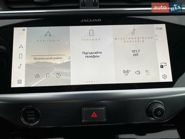 Белый Ягуар I-Pace, объемом двигателя 0 л и пробегом 45 тыс. км за 28700 $, фото 47 на Automoto.ua