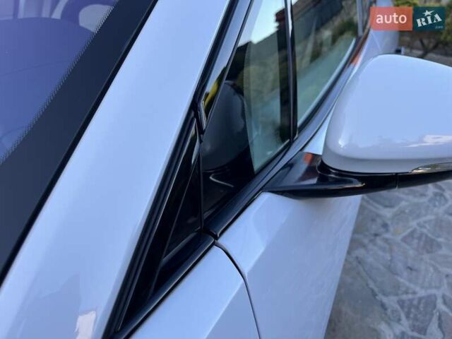 Белый Ягуар I-Pace, объемом двигателя 0 л и пробегом 79 тыс. км за 35500 $, фото 34 на Automoto.ua