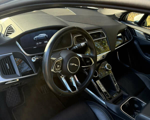 Белый Ягуар I-Pace, объемом двигателя 0 л и пробегом 72 тыс. км за 27000 $, фото 10 на Automoto.ua