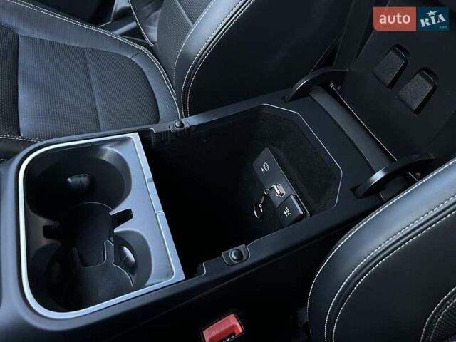 Ягуар I-Pace 2021 в Львове на Automoto.ua Белый Ягуар I-Pace, объемом двигателя 0 л и пробегом 37 тыс. км за 37000 $, фото 64 на Automoto.ua