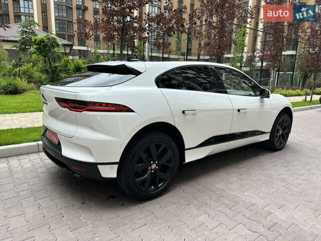 Белый Ягуар I-Pace, объемом двигателя 0 л и пробегом 80 тыс. км за 32200 $, фото 6 на Automoto.ua