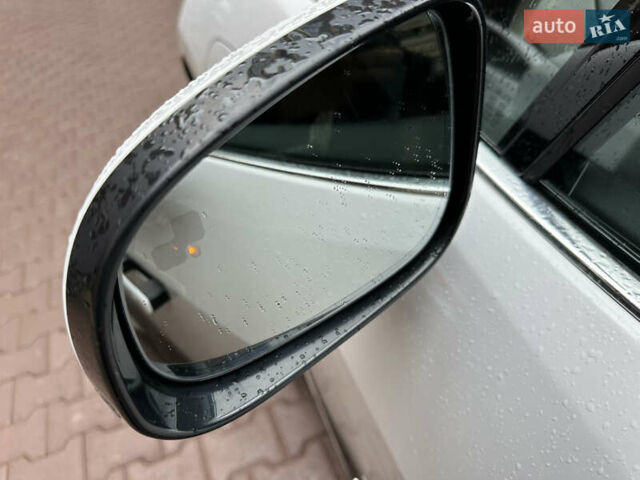 Білий Ягуар I-Pace, об'ємом двигуна 0 л та пробігом 79 тис. км за 32900 $, фото 28 на Automoto.ua