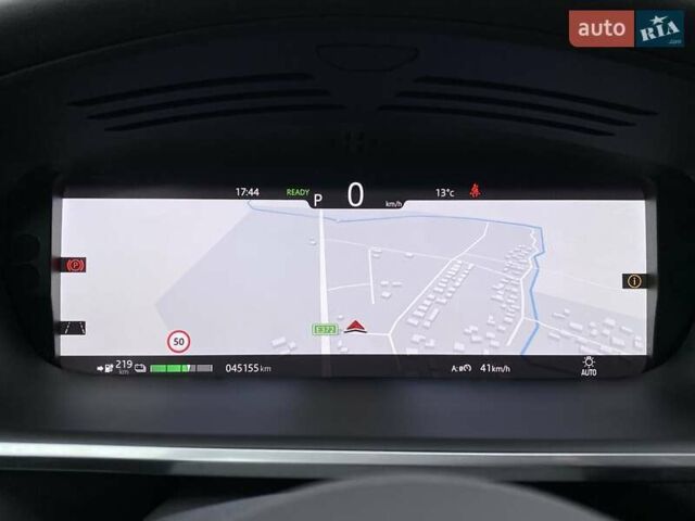 Белый Ягуар I-Pace, объемом двигателя 0 л и пробегом 45 тыс. км за 28700 $, фото 44 на Automoto.ua