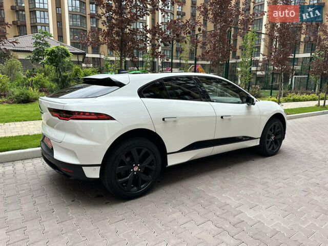 Белый Ягуар I-Pace, объемом двигателя 0 л и пробегом 80 тыс. км за 32200 $, фото 7 на Automoto.ua