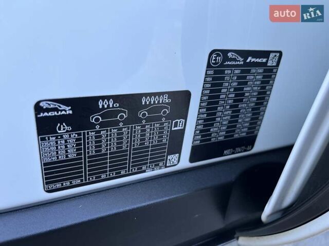Ягуар I-Pace 2021 в Львове на Automoto.ua Белый Ягуар I-Pace, объемом двигателя 0 л и пробегом 37 тыс. км за 37000 $, фото 91 на Automoto.ua