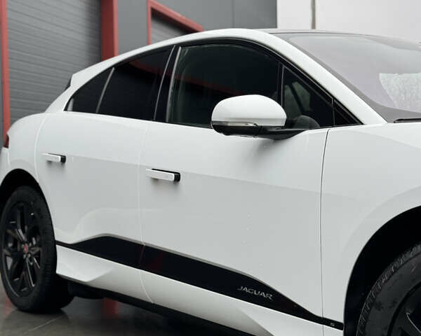 Белый Ягуар I-Pace, объемом двигателя 0 л и пробегом 80 тыс. км за 34500 $, фото 18 на Automoto.ua