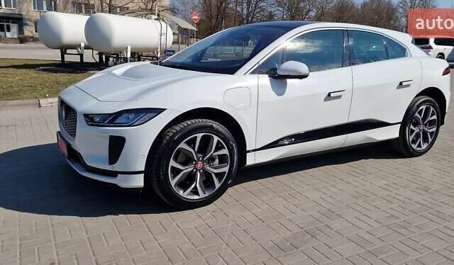 Белый Ягуар I-Pace, объемом двигателя 0 л и пробегом 80 тыс. км за 26190 $, фото 41 на Automoto.ua