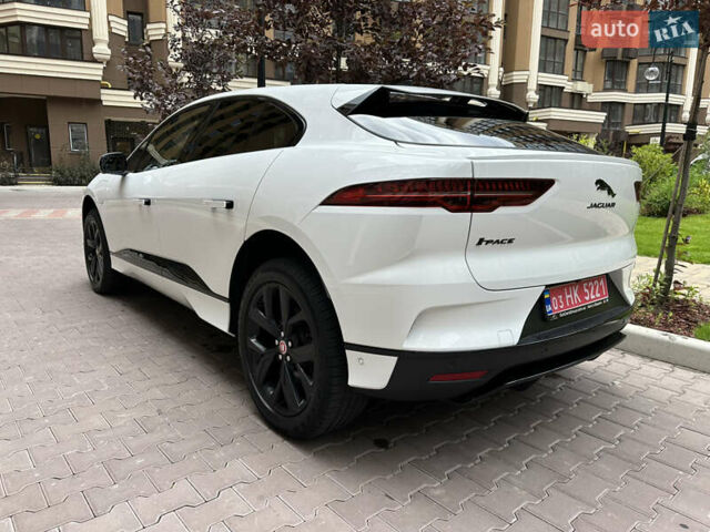 Белый Ягуар I-Pace, объемом двигателя 0 л и пробегом 80 тыс. км за 32200 $, фото 23 на Automoto.ua