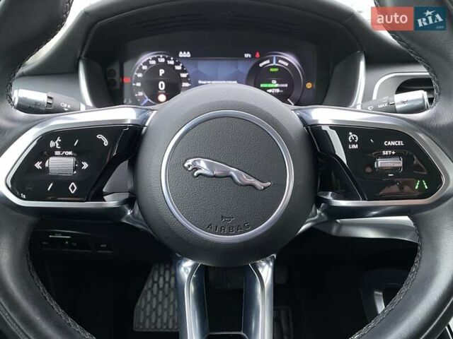Белый Ягуар I-Pace, объемом двигателя 0 л и пробегом 45 тыс. км за 28700 $, фото 34 на Automoto.ua