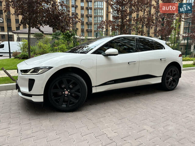 Белый Ягуар I-Pace, объемом двигателя 0 л и пробегом 80 тыс. км за 32200 $, фото 18 на Automoto.ua