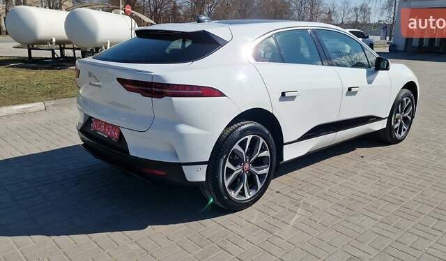 Белый Ягуар I-Pace, объемом двигателя 0 л и пробегом 80 тыс. км за 26190 $, фото 21 на Automoto.ua