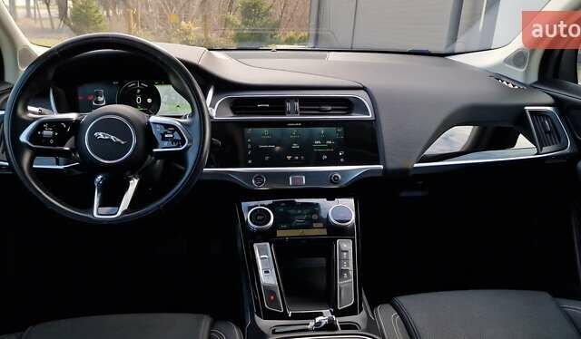 Белый Ягуар I-Pace, объемом двигателя 0 л и пробегом 80 тыс. км за 26190 $, фото 85 на Automoto.ua