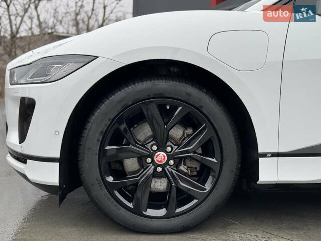 Белый Ягуар I-Pace, объемом двигателя 0 л и пробегом 80 тыс. км за 34500 $, фото 25 на Automoto.ua
