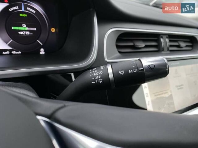 Белый Ягуар I-Pace, объемом двигателя 0 л и пробегом 45 тыс. км за 28700 $, фото 36 на Automoto.ua