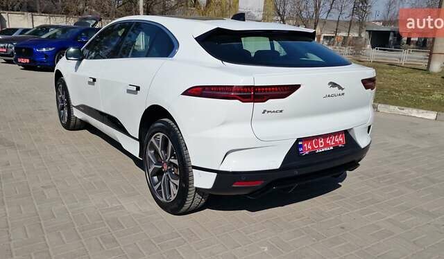 Белый Ягуар I-Pace, объемом двигателя 0 л и пробегом 80 тыс. км за 26190 $, фото 29 на Automoto.ua