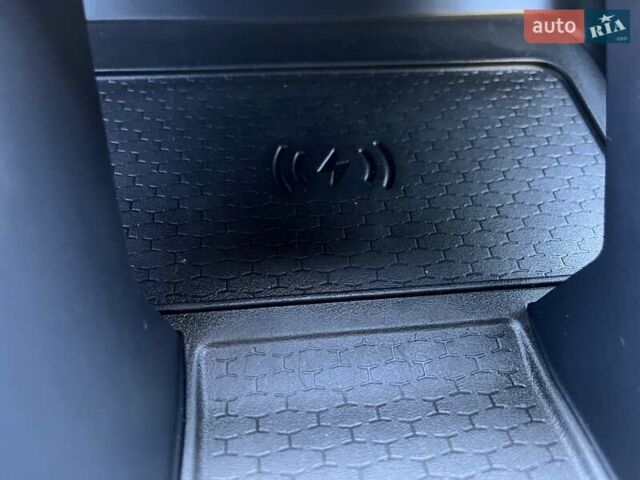 Ягуар I-Pace 2021 в Львове на Automoto.ua Белый Ягуар I-Pace, объемом двигателя 0 л и пробегом 37 тыс. км за 37000 $, фото 60 на Automoto.ua