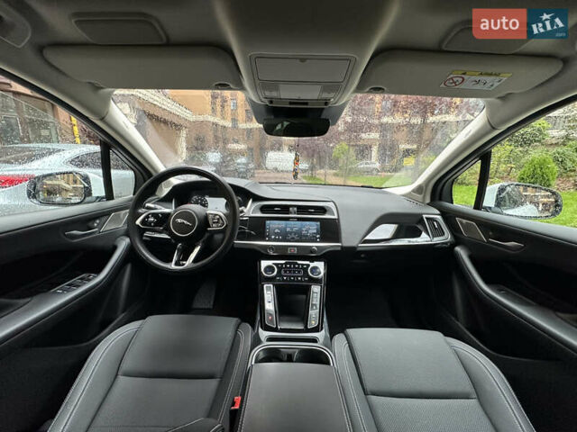 Білий Ягуар I-Pace, об'ємом двигуна 0 л та пробігом 79 тис. км за 32900 $, фото 35 на Automoto.ua