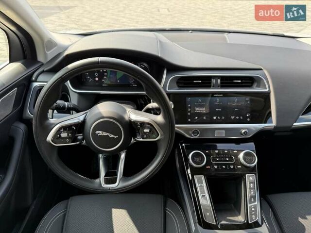 Белый Ягуар I-Pace, объемом двигателя 0 л и пробегом 80 тыс. км за 29500 $, фото 33 на Automoto.ua