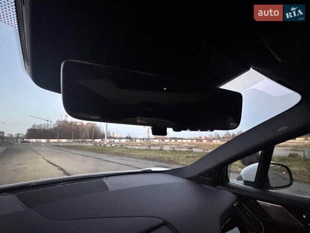 Белый Ягуар I-Pace, объемом двигателя 0 л и пробегом 40 тыс. км за 37900 $, фото 6 на Automoto.ua