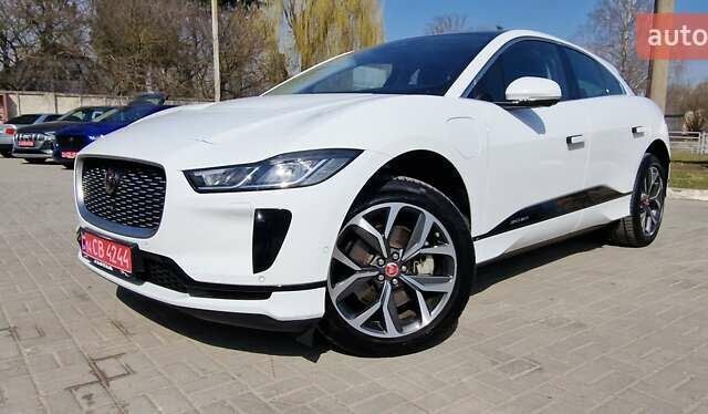 Белый Ягуар I-Pace, объемом двигателя 0 л и пробегом 80 тыс. км за 26190 $, фото 67 на Automoto.ua
