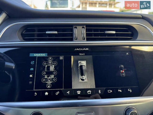Білий Ягуар I-Pace, об'ємом двигуна 0 л та пробігом 133 тис. км за 31500 $, фото 8 на Automoto.ua