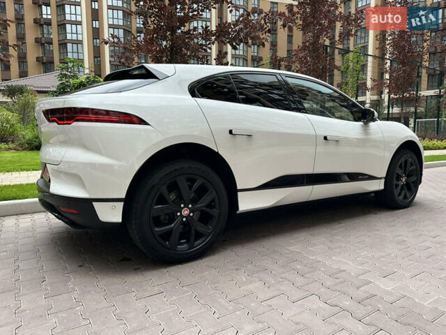 Белый Ягуар I-Pace, объемом двигателя 0 л и пробегом 80 тыс. км за 32200 $, фото 8 на Automoto.ua