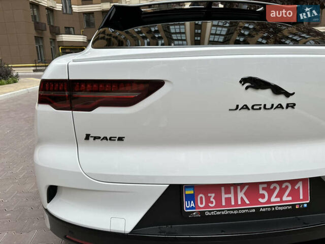 Белый Ягуар I-Pace, объемом двигателя 0 л и пробегом 80 тыс. км за 32200 $, фото 44 на Automoto.ua