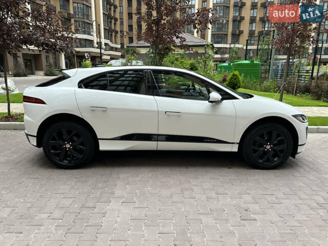Белый Ягуар I-Pace, объемом двигателя 0 л и пробегом 80 тыс. км за 32200 $, фото 5 на Automoto.ua
