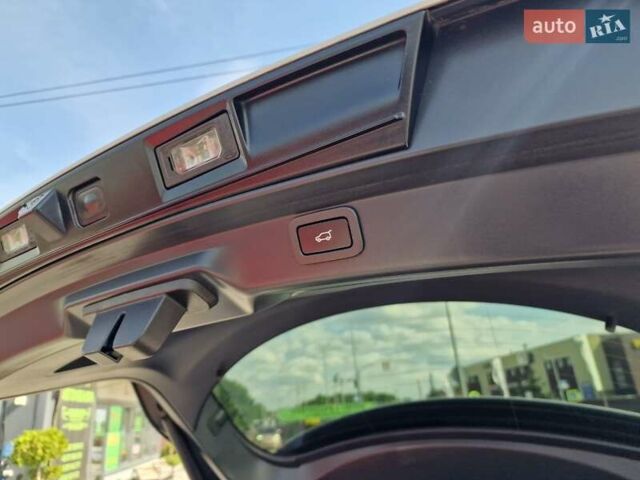 Білий Ягуар I-Pace, об'ємом двигуна 0 л та пробігом 98 тис. км за 28300 $, фото 51 на Automoto.ua