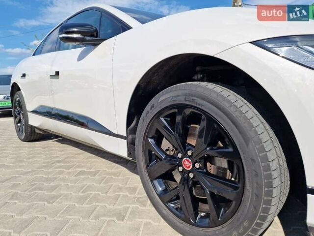 Білий Ягуар I-Pace, об'ємом двигуна 0 л та пробігом 98 тис. км за 28300 $, фото 6 на Automoto.ua