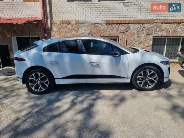 Белый Ягуар I-Pace, объемом двигателя 0 л и пробегом 38 тыс. км за 32900 $, фото 1 на Automoto.ua