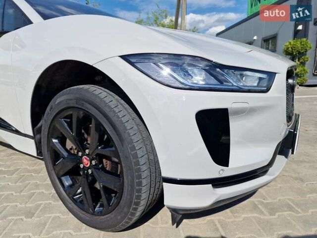 Білий Ягуар I-Pace, об'ємом двигуна 0 л та пробігом 98 тис. км за 28300 $, фото 4 на Automoto.ua