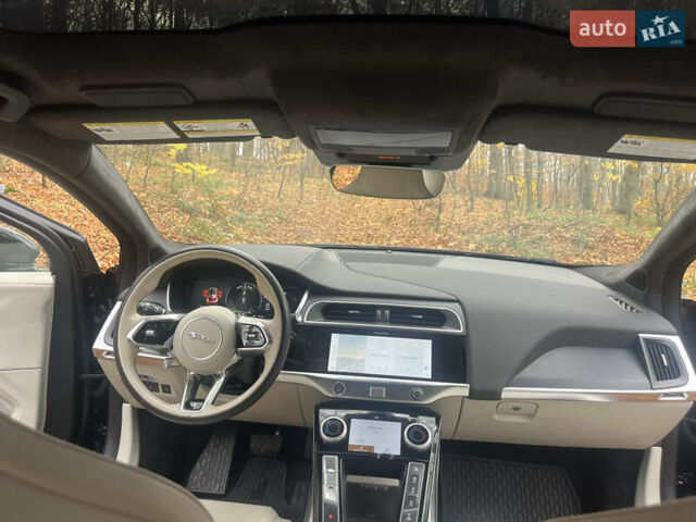 Белый Ягуар I-Pace, объемом двигателя 0 л и пробегом 36 тыс. км за 36999 $, фото 88 на Automoto.ua