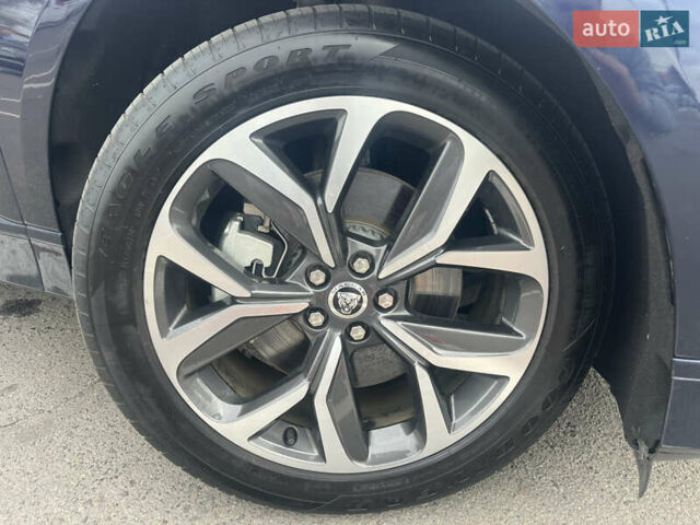 Белый Ягуар I-Pace, объемом двигателя 0 л и пробегом 36 тыс. км за 36999 $, фото 17 на Automoto.ua