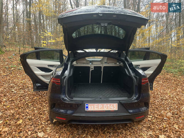 Белый Ягуар I-Pace, объемом двигателя 0 л и пробегом 36 тыс. км за 36999 $, фото 95 на Automoto.ua