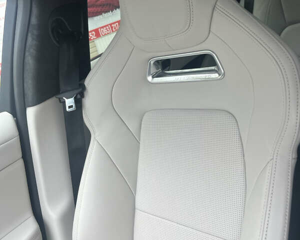 Белый Ягуар I-Pace, объемом двигателя 0 л и пробегом 36 тыс. км за 36999 $, фото 1 на Automoto.ua