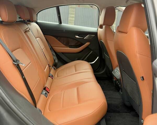 Бежевый Ягуар I-Pace, объемом двигателя 0 л и пробегом 149 тыс. км за 26100 $, фото 56 на Automoto.ua