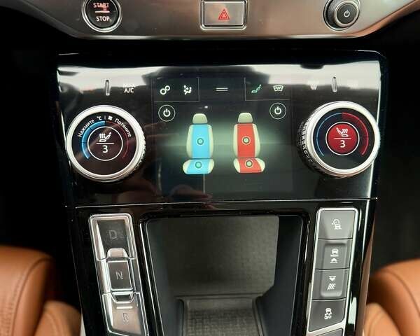 Бежевый Ягуар I-Pace, объемом двигателя 0 л и пробегом 149 тыс. км за 26100 $, фото 68 на Automoto.ua
